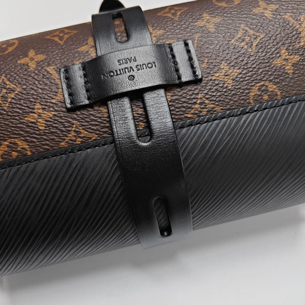 GLASSES CASE Monogram Coated Canvas Black
