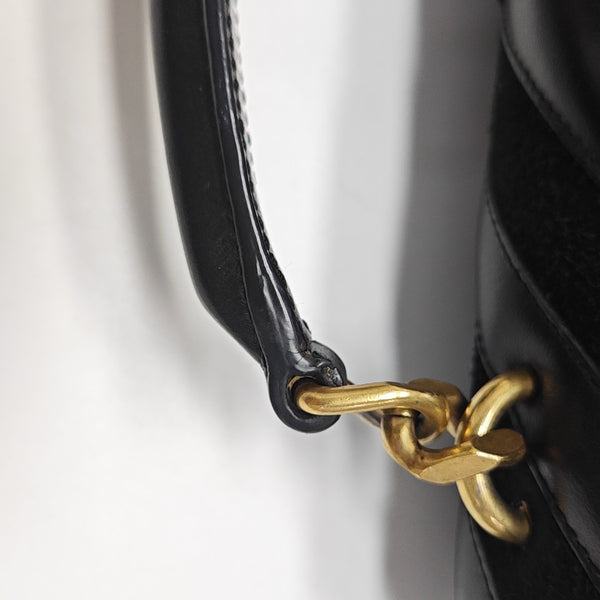 COLLEGE Medium Chevron Lambskin Black