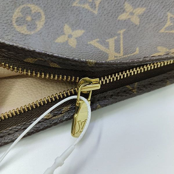 TOILET POCKET 26 Monogram Coated Canvas Brown