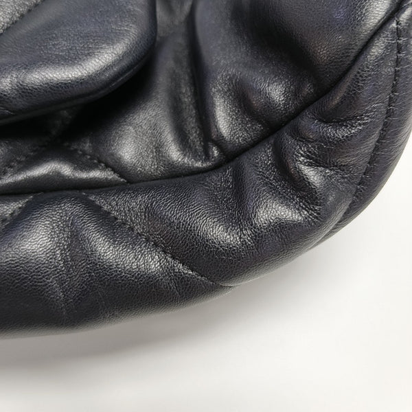 CHANEL 19 Maxi Quilted Lambskin Black
