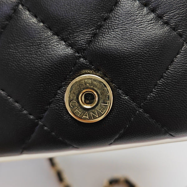 Quilted Lambskin Shoulder Bag Black