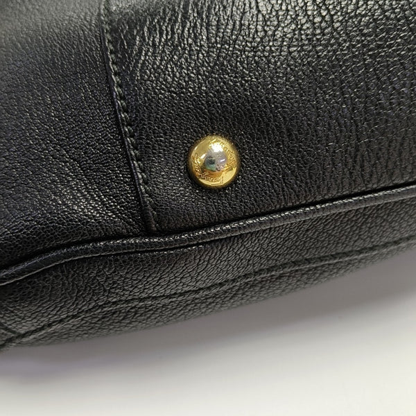 Betulla Medium Calfskin Black