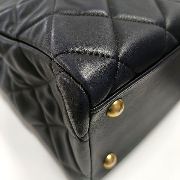 Quilted Calfskin Black