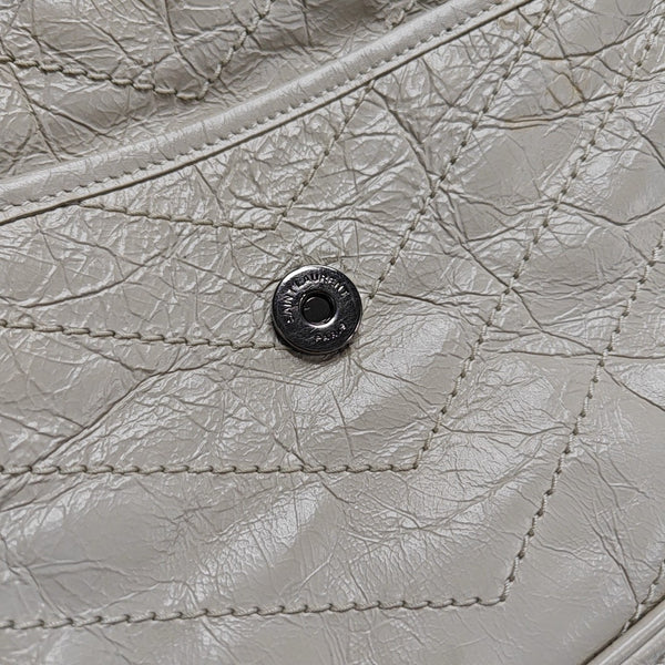 NIKI Medium Chevron Calfskin White