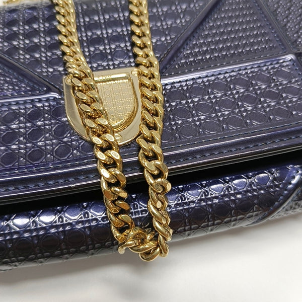 Authenticated pre-owned Diorama Calfskin Blue - Shoulder Bag at Looply