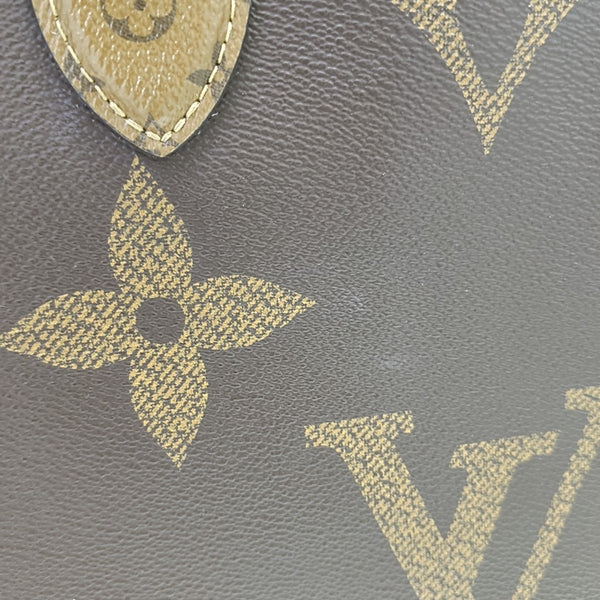 Onthego GM Lona Revestida Monogram Marrón