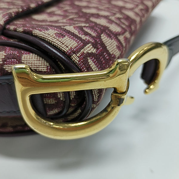Saddle Small Canvas Red