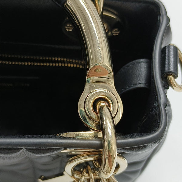 Lady 95.22 Cannage Calfskin Black