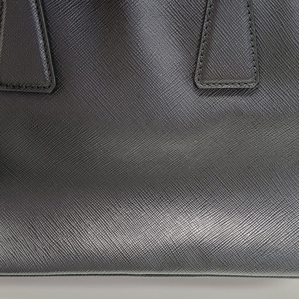 Promenade Small Calfskin Black