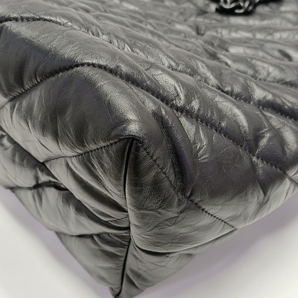 Crush Large Quilted Calfskin Black