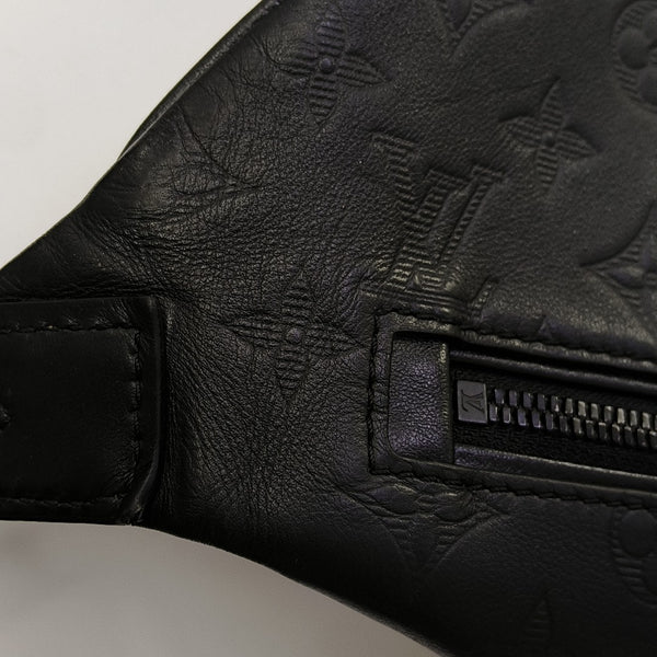 DISCOVERY PM Monogram Calfskin Black