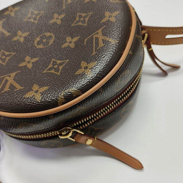 BOITE CHAPEAU PM Monogram Coated Canvas Brown