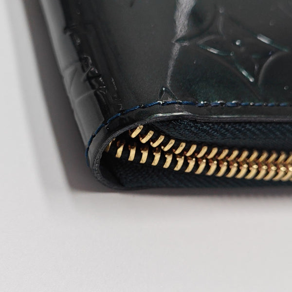 ZIPPY Patent Leather Green Wallet