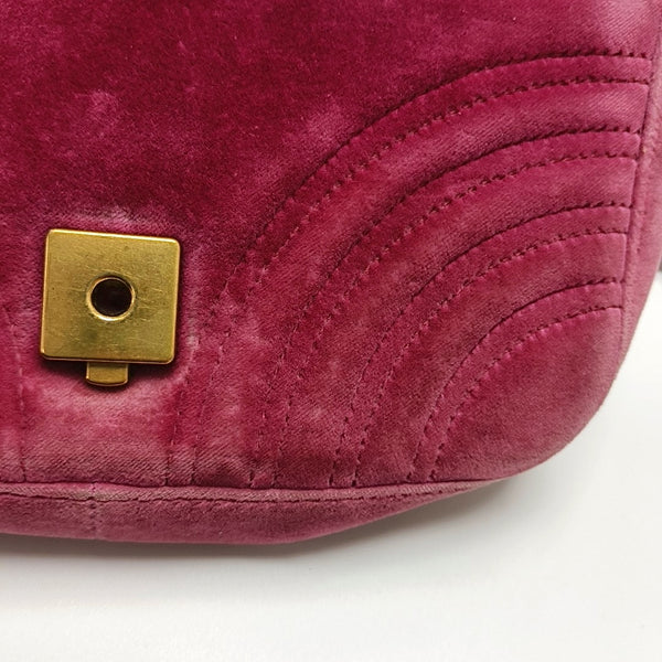GG Marmont Small Quilted Velvet Red