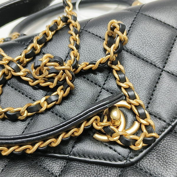 Quilted Calfskin Shoulder Bag Black
