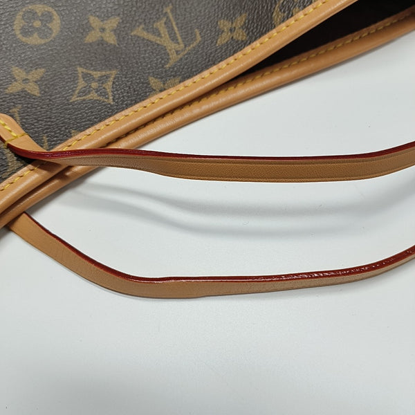 CARRYALL MM Monogram Coated Canvas Brown