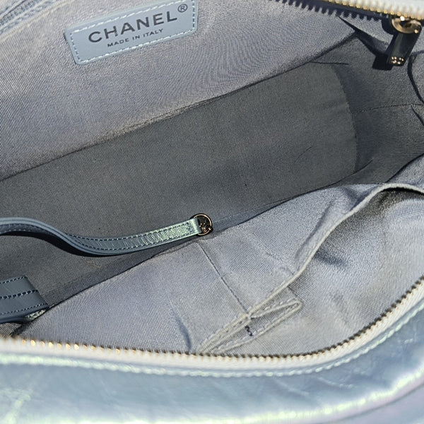 GABRIELLE Medium Quilted Calfskin Blue
