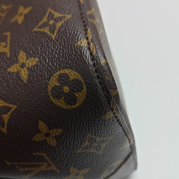 NÉONOÉ MM Monogram Coated Canvas Brown