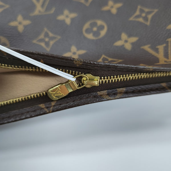 TOILET POCKET 26 Monogram Coated Canvas Brown