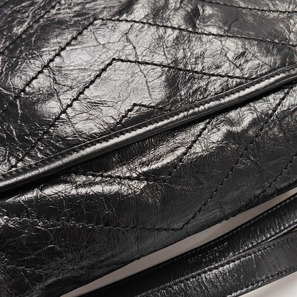 NIKI Medium Chevron Calfskin Black