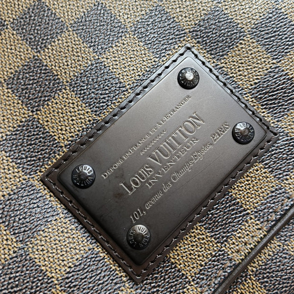 BROOKLYN PM Damier Ebene Coated Canvas Brown