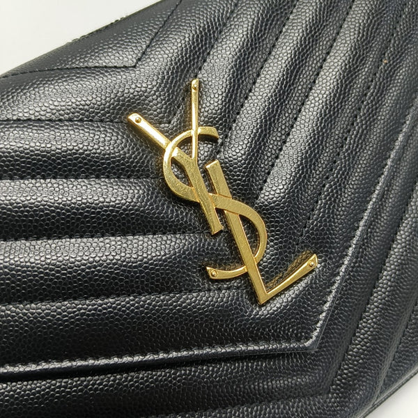MONOGRAM Medium Chevron Calfskin Black