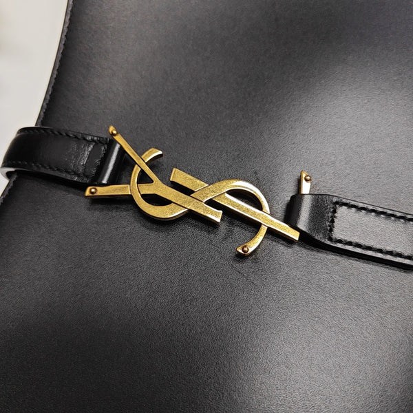 LE 5 À 7 Small Calfskin Black