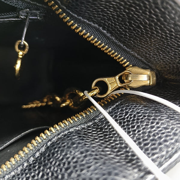 MEDALLION Quilted Grained Calfskin Black