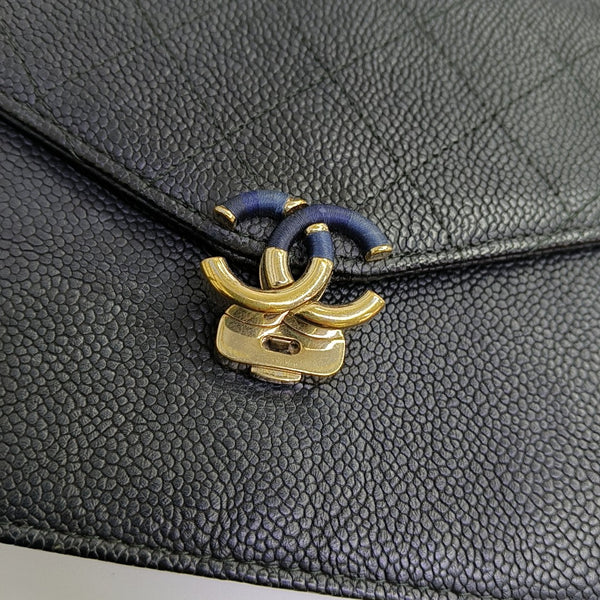 THREAD AROUND Quilted Grained Calfskin Blue