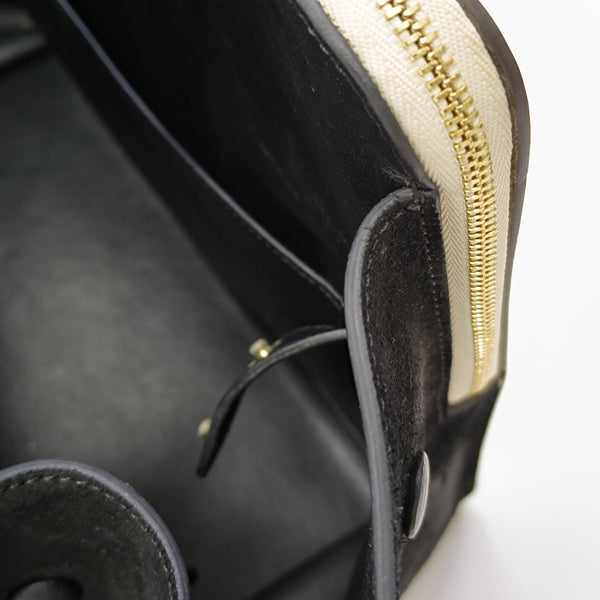TRAPEZE Medium Calfskin White