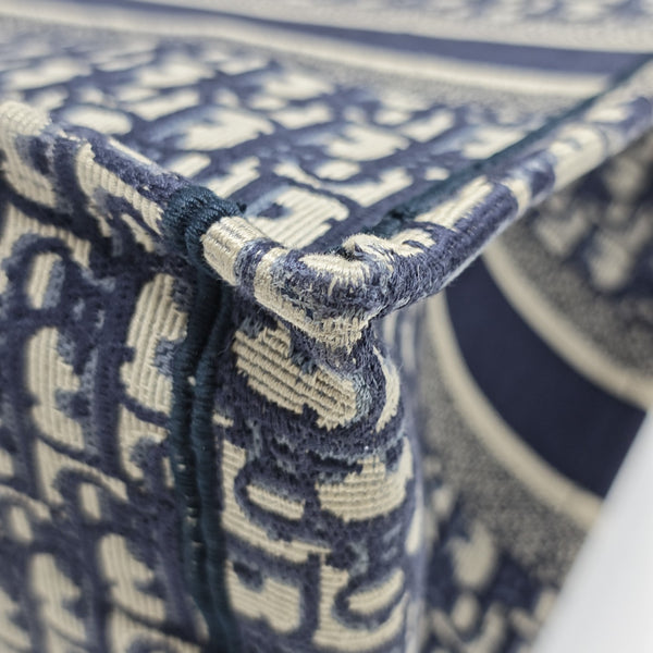 Book Tote Medium Oblique Canvas Blue