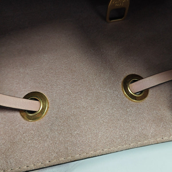 NÉONOÉ MM Monogram Coated Canvas Brown