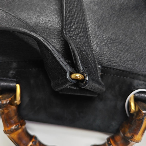 Bamboo 1947 Medium Suede Black