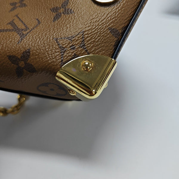 NOÉ PURSE LV CHARMS Monogram Coated Canvas Brown