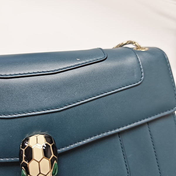 SERPENTI FOREVER Medium Calfskin Blue