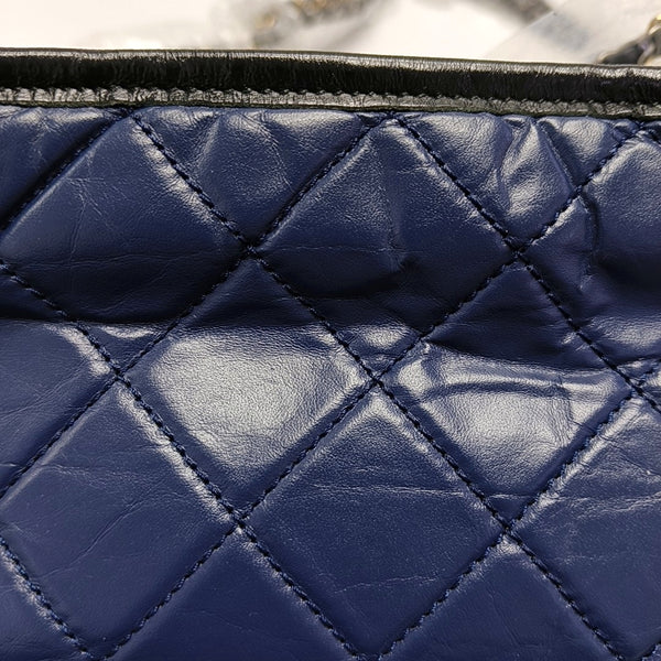 GABRIELLE Small Quilted Calfskin Blue