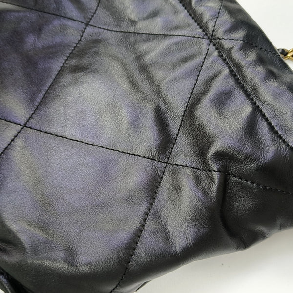 CHANEL 22 Mini Quilted Calfskin Black