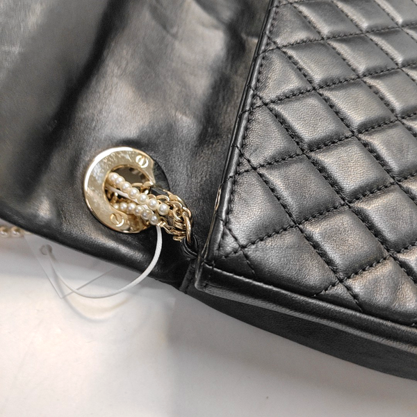 Medium Quilted Lambskin Black