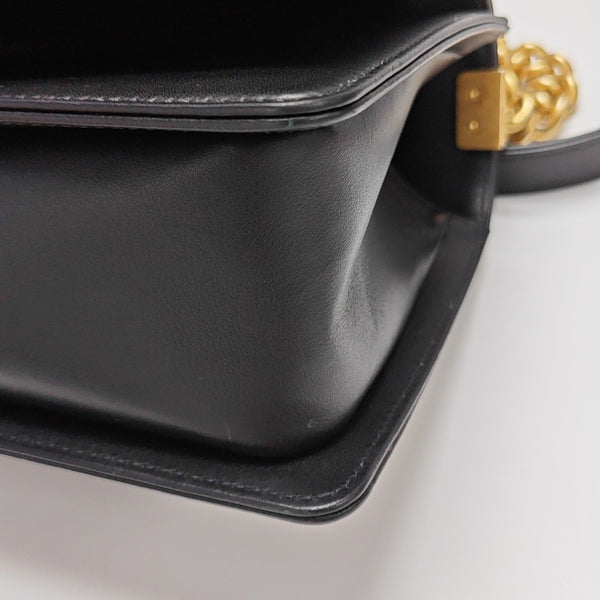 BOY CHANEL Medium Quilted Calfskin Black