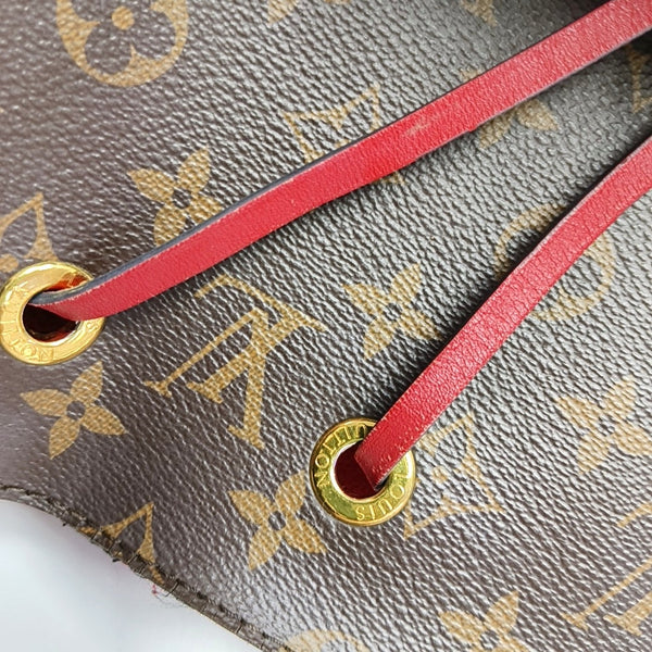 NÉONOÉ MM Monogram Coated Canvas Brown