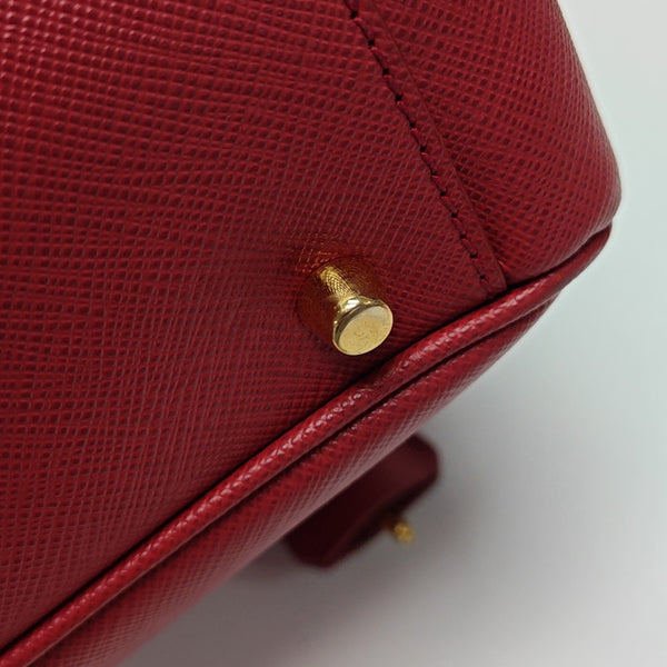 Saffiano Calfskin Shoulder Bag Red