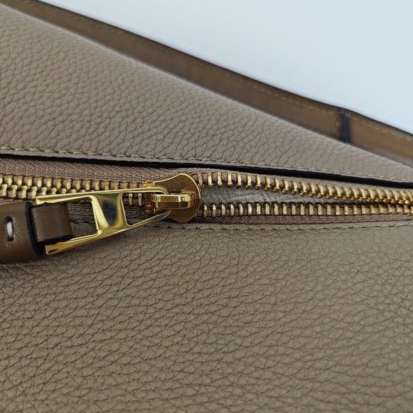 Puzzle Medium Calfskin Brown