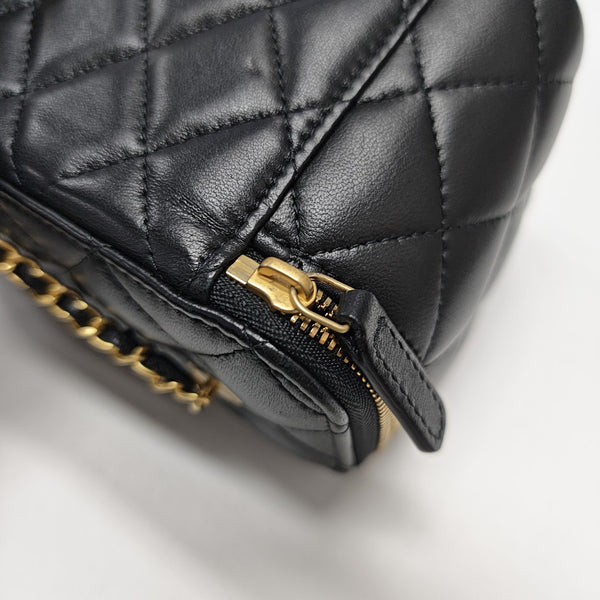 VANITY CASE Small Quilted Lambskin Black