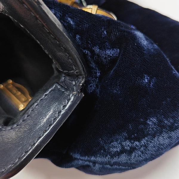 Avenue Velvet Blue