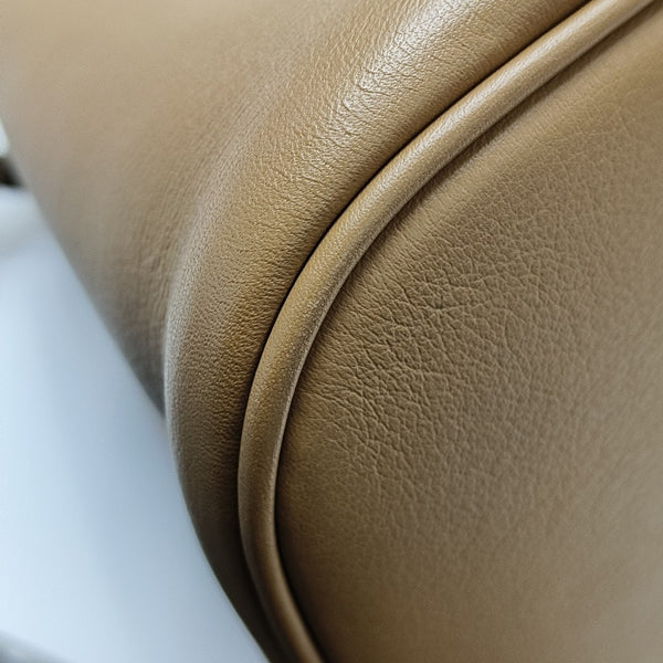 Calfskin Tote Bag Medium Brown
