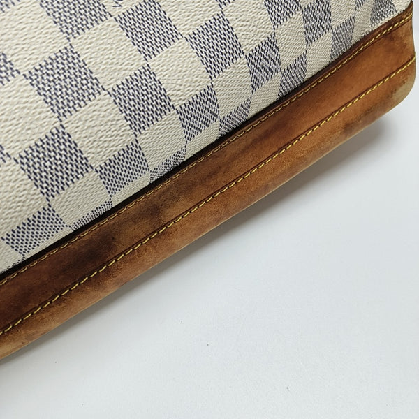 NOÉ GM Damier Azur Coated Canvas White