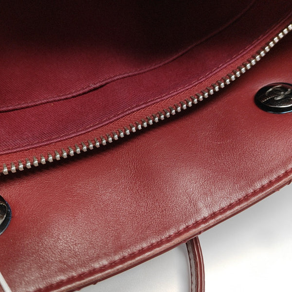 ULTIMATE STITCH Quilted Calfskin Red