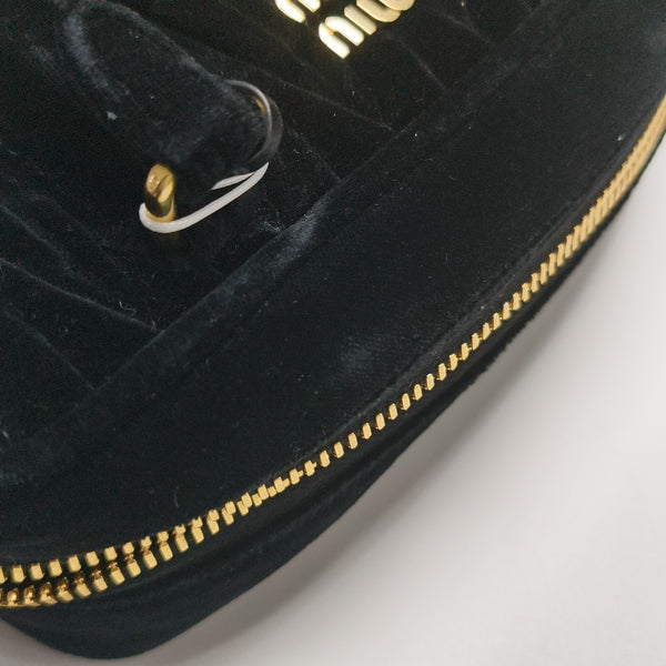 Arcadie Matelassé Small Velvet Black
