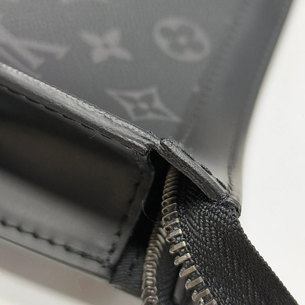 Pochette Voyag MM Monogram Coated Canvas Black