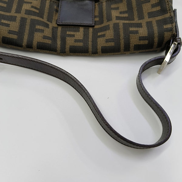 Baguette Medium Canvas Brown